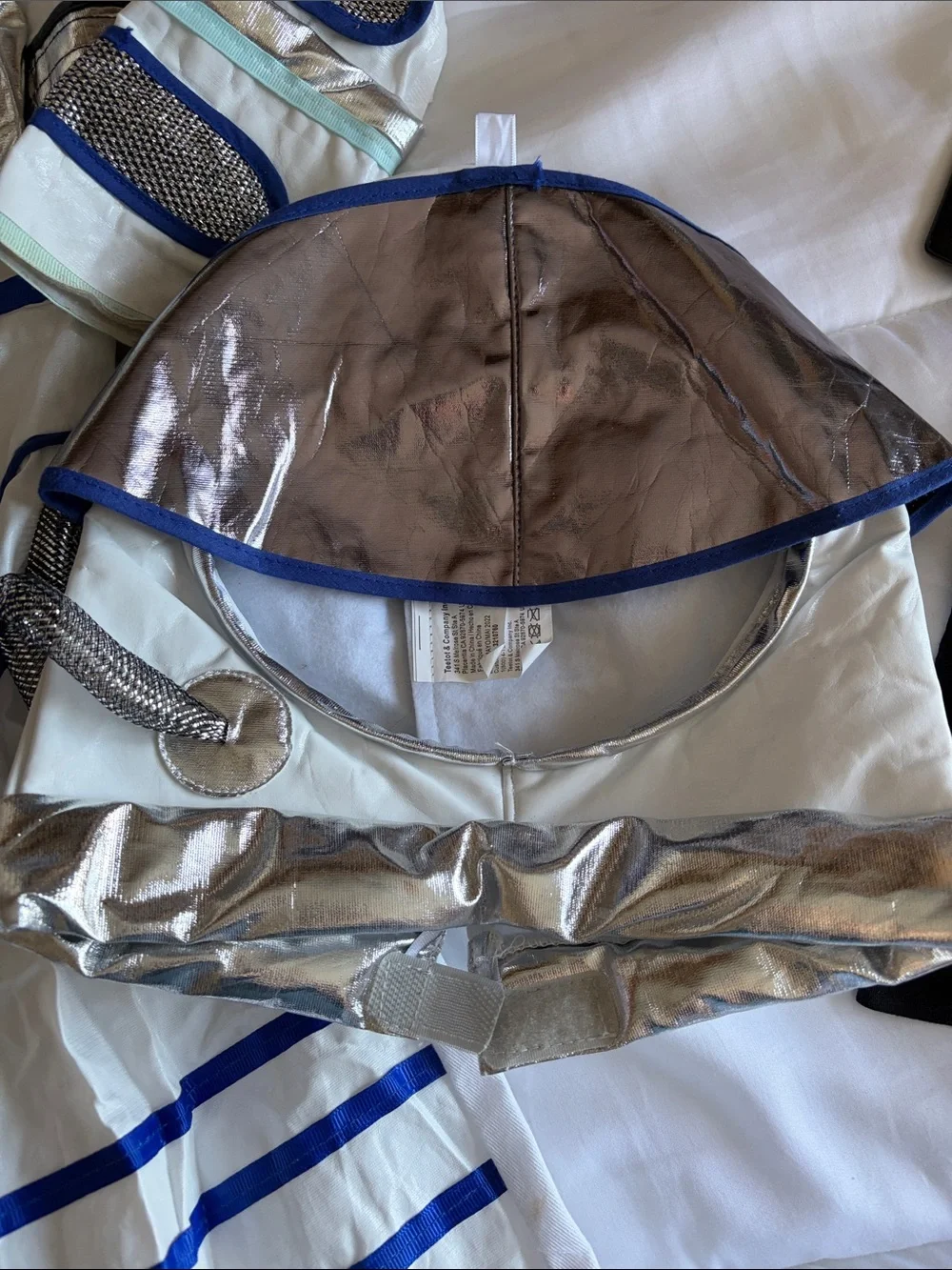Kids White & Blue Space Costume - 4/5